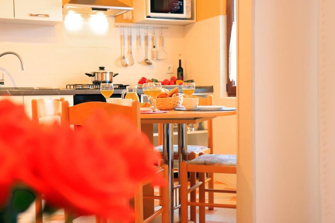 Villa Diana Apartments Porec Exterior photo